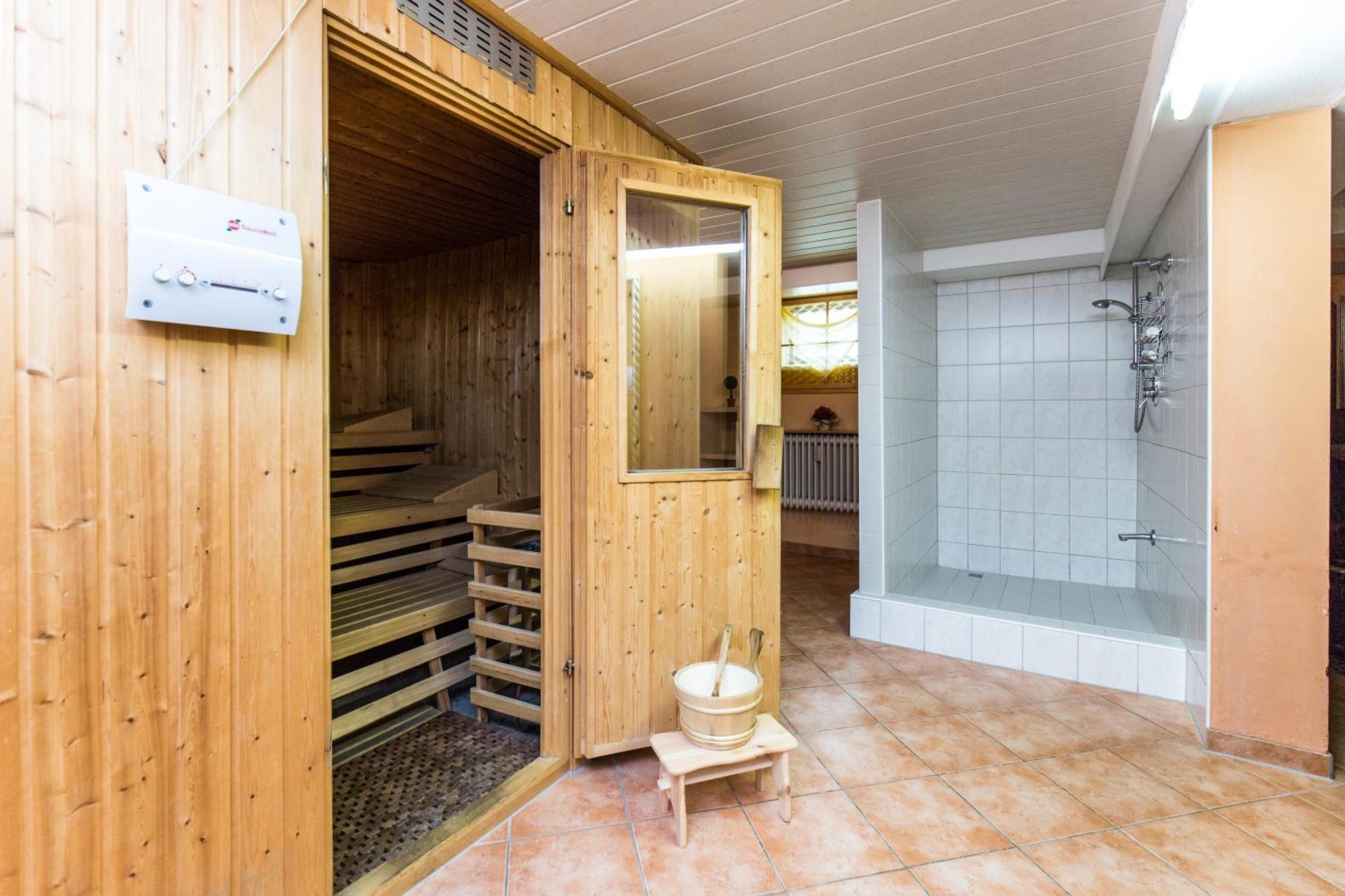 Hotel & Reitsportzentrum Kreuth Heideck Extérieur photo