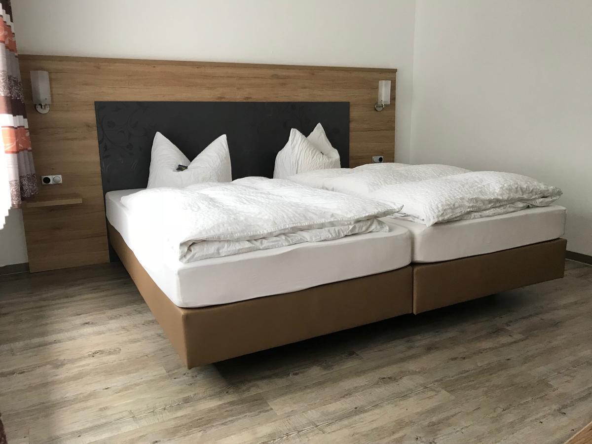 Hotel & Reitsportzentrum Kreuth Heideck Extérieur photo